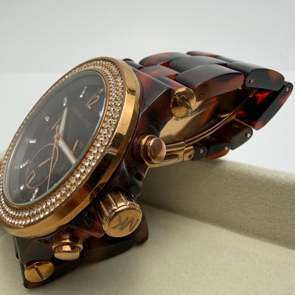 Michael Kors Bel Air - Gold and Tortoiseshell Watch - Picture 6 of 6